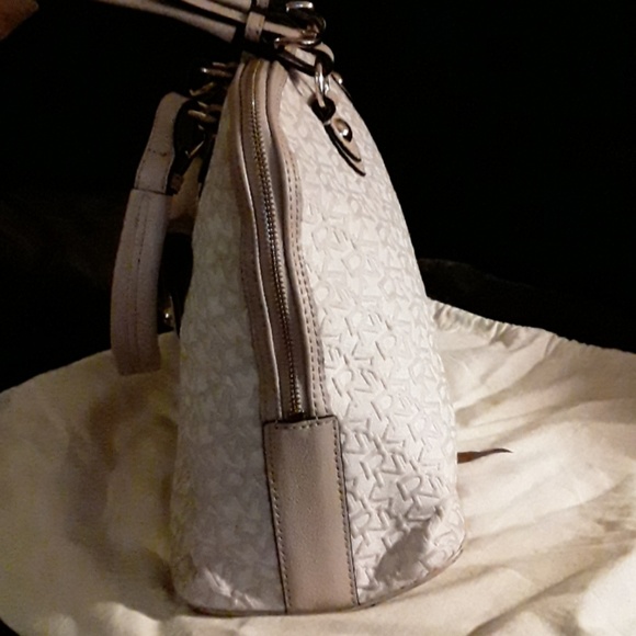 DKNY purse - Picture 5 of 8